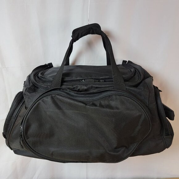 Antigua Brand Duffel Bag - Quality Built Duffel - Perfect for Fitness or Travel - Picture 2 of 16